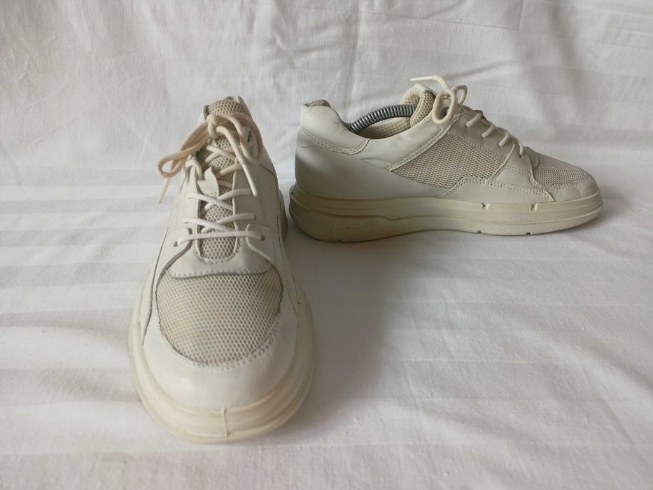 Ecco roz. 38 /Uk 5-5,5/ - dł. wkł. 24,5 cm- skóra