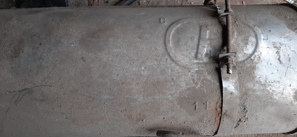 Продам глушитель