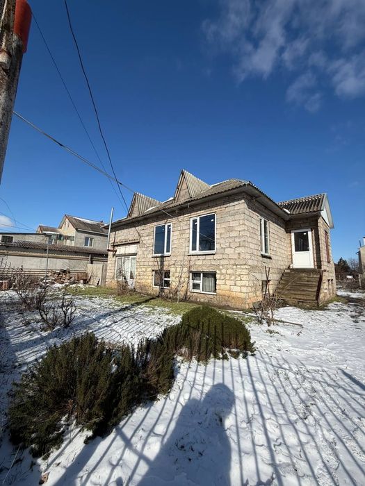 Продаж будинку в Новій Долині