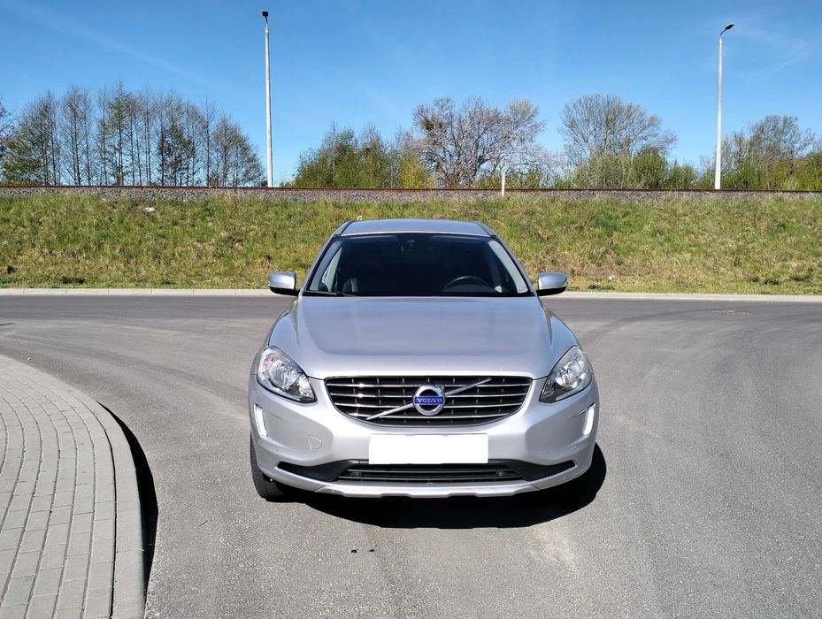 Volvo XC 60 VOLVO XC60 2015 2.0 181km