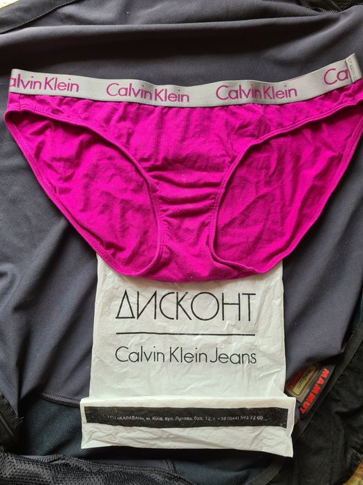 Оригінал з номером Трусики Calvin Klein розмір М