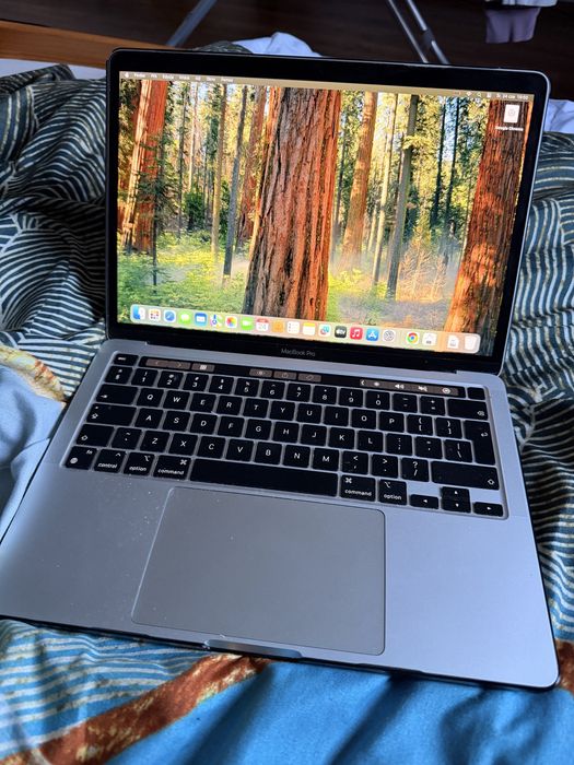 MacBook Pro M1 / 16GB RAM / 256GB SSD – bardzo dobry stan