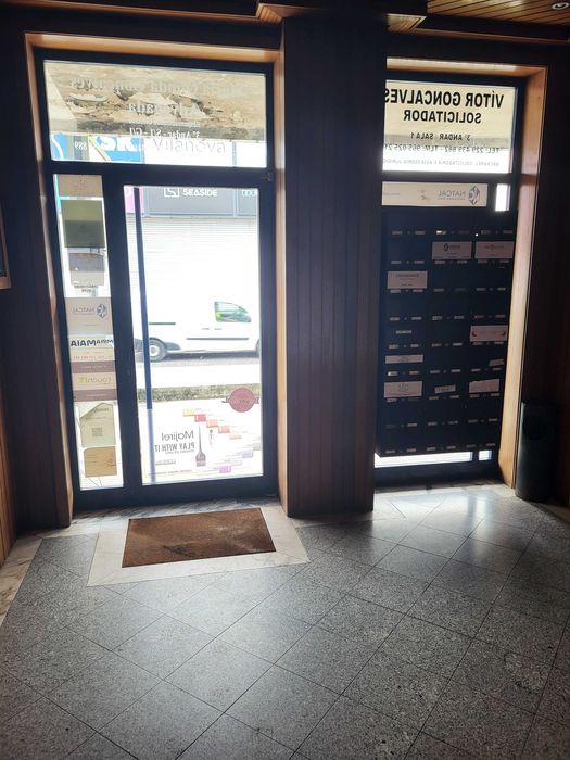 Escritório com 70 m2,  Guardeiras, Maia