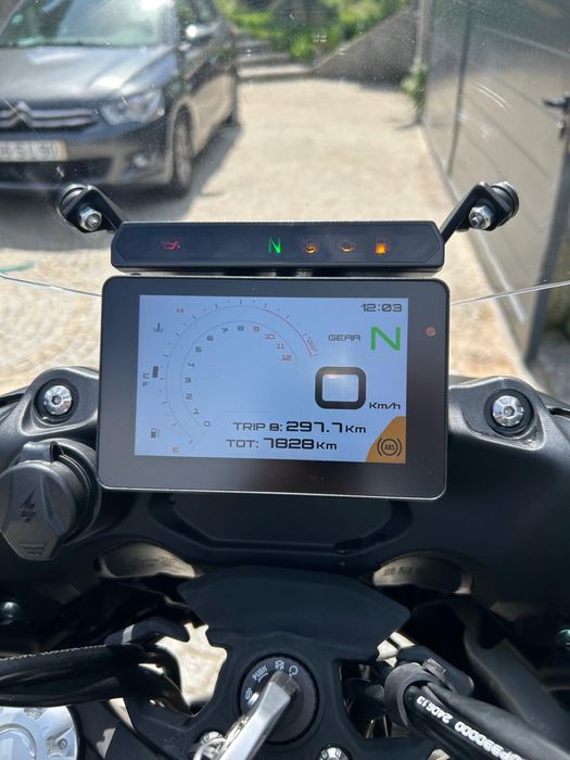 BENELLI TRK 702 usada com garantia