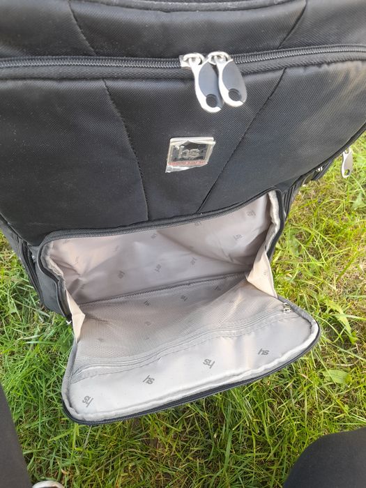 Walizka torba na kółkach z rączką