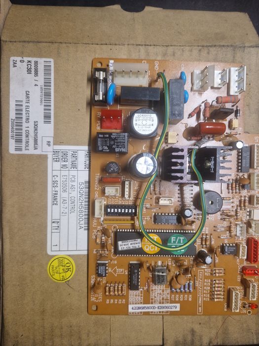 Placa para Ar Condicionado CARRIER