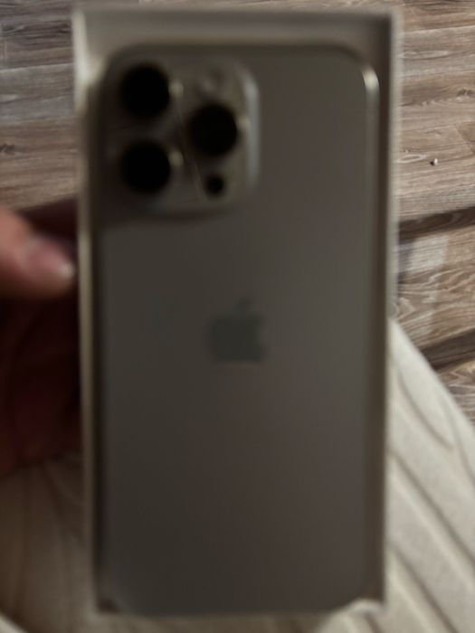 Продам Iphone 15 pro max