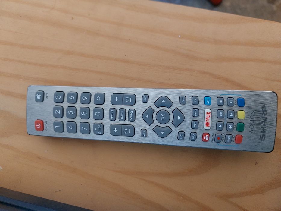 Smart TV Sharp Aquos 43 polegadas