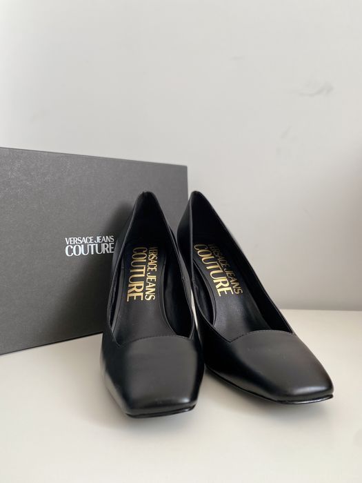 Buty na wysokim obcasie Versace Jeans Couture