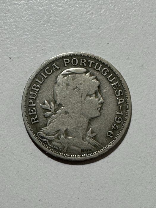 Moeda antiga Rara - 50 Centavos - Republica Portuguesa 1946