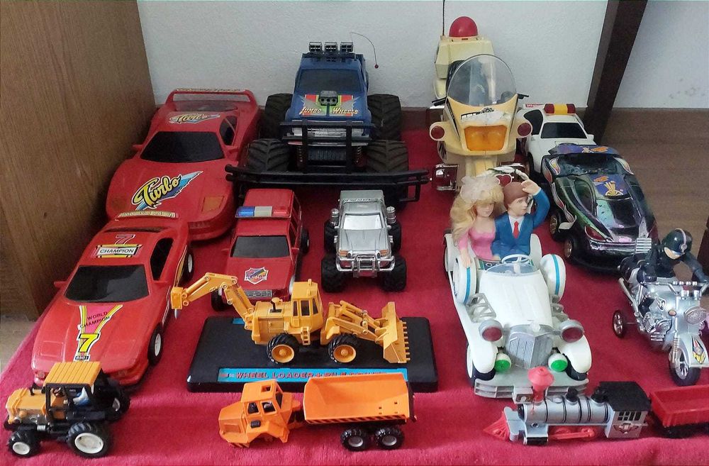 Carros e Motas Vintage (Anos 90)