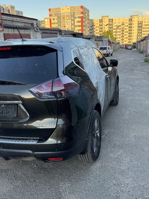 Продам Nissan Rogue