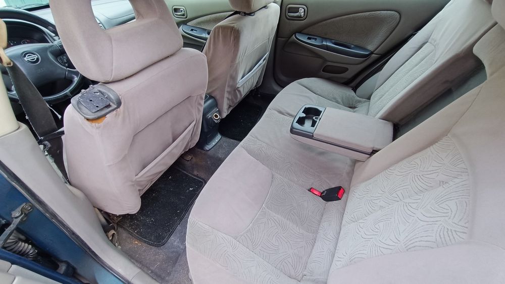 Nissan Almera 1.5 Gasolina