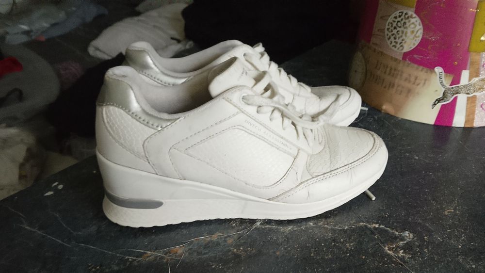 Diverse 37r stan dobry