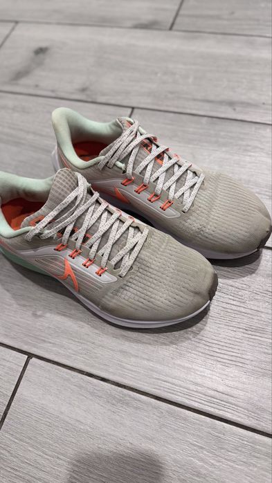 Бігові кросівки nike zoom pegasus 39 premium,40р