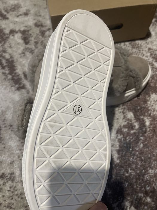 Зимові кеди 37р натуральні