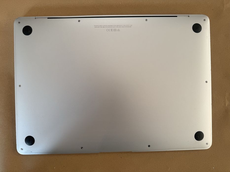 Sprzedaje Macbook Air M1
