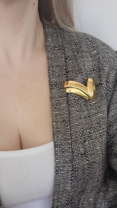 Broszka vintage, Monet