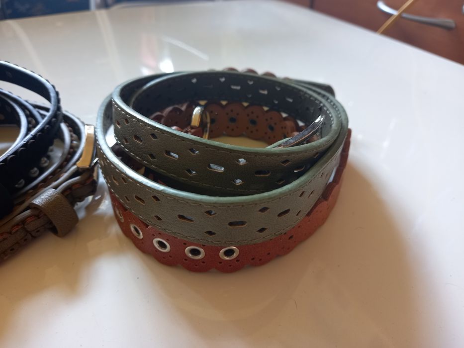 Cintos estreitos Novos todos 5 euros