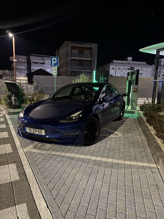 Tesla Model 3 Performance523505942900910087