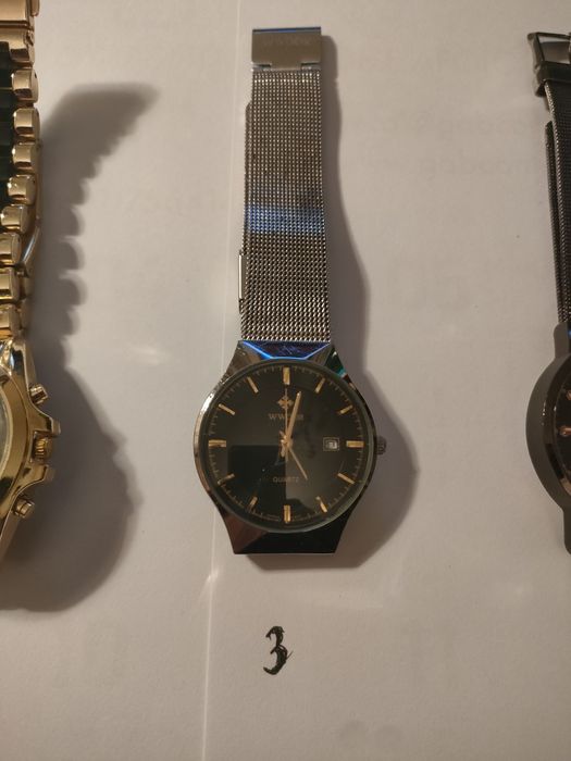 Relogios de pulso para homem trabalham a  pilhas