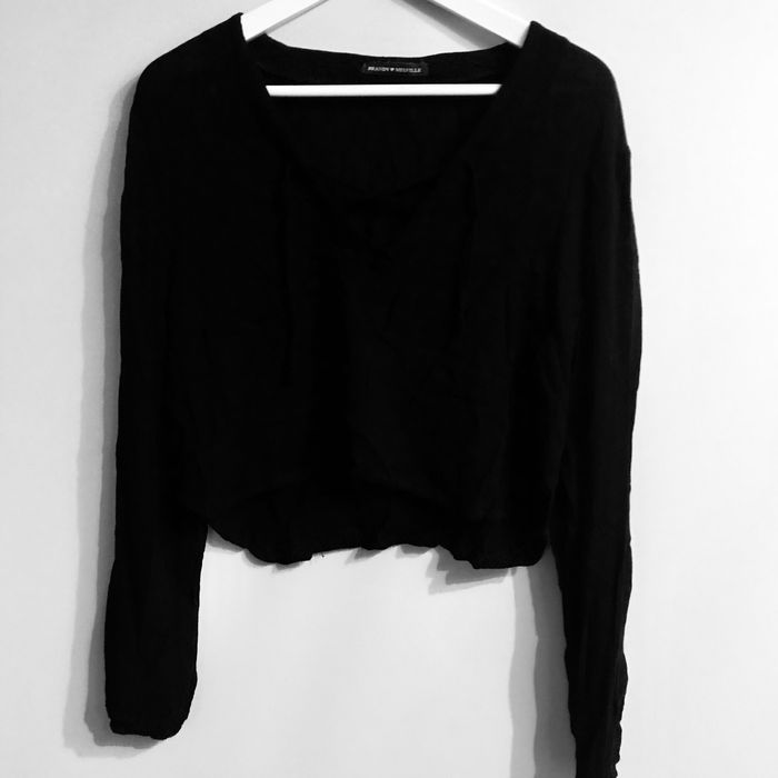 Tunica preta Brandy and Melville