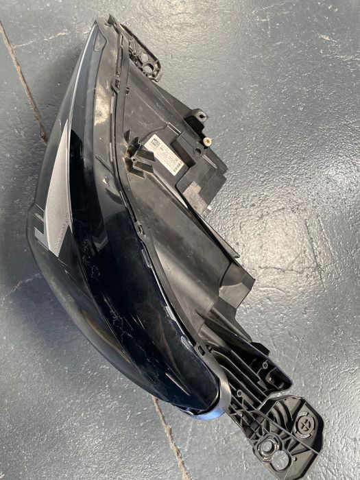 Farol led peugeot 3008 2023