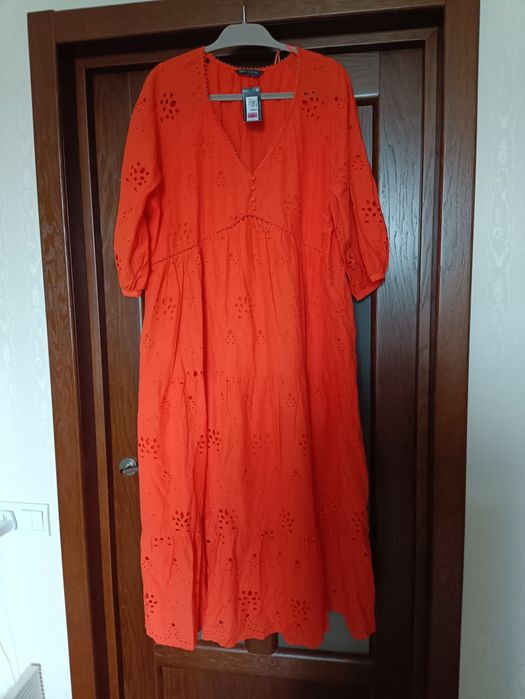 Нова сукня плаття з вишивкою Marks&Spenser UK22 р.58-60-62