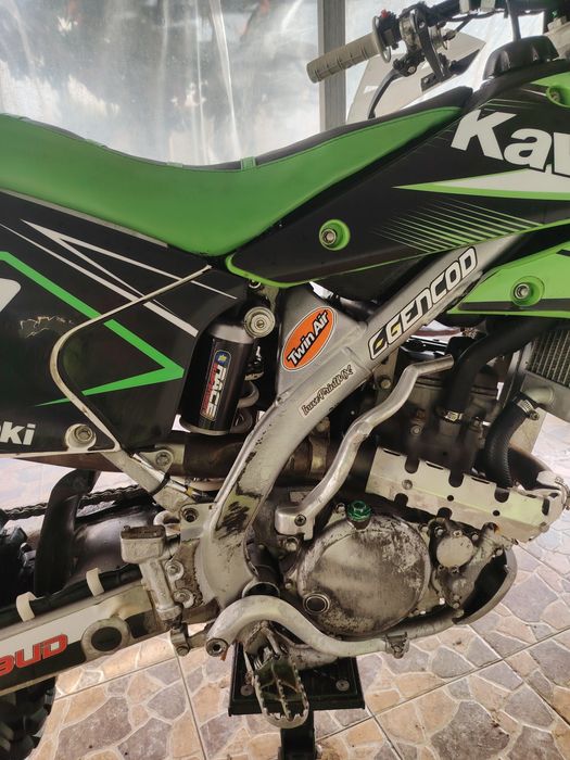 Kawasaki kxf 250 matrículada
