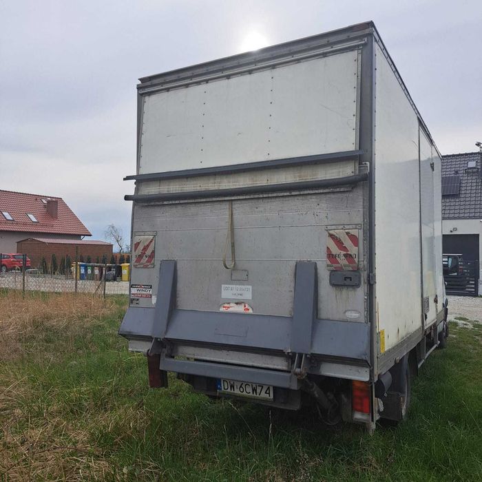 Sprzedam Iveco Daily 35C12 bliźniak, winda
