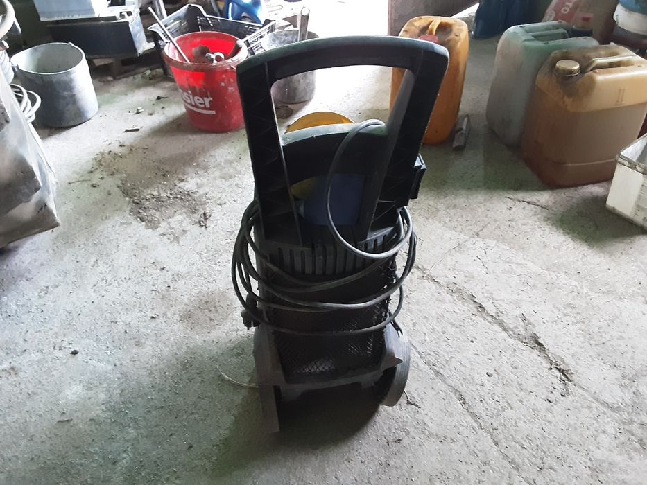 Vende maquina de presson karcher à foncionar nan tem pistola
