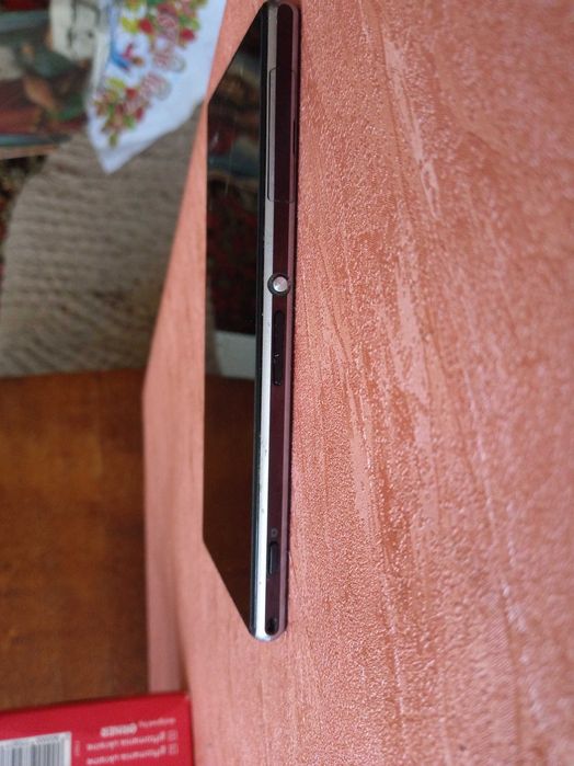 Sony Xperia Z1 - 20.7 Мп,OTG, Защита от пыли, воды, влаги 2/16