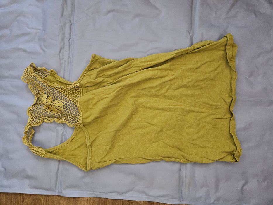 Отдам женские вещи