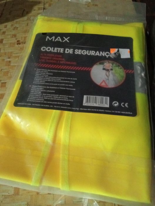 Sapato de biqueira e palmilha d'aço N 43 nova nunca usada