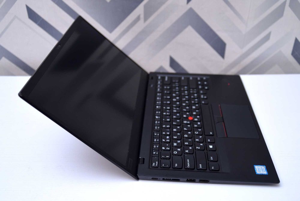 Lenovo ThinkPad X1 Carbon/ i5-8250U/ 256/512 SSD/ 8 RAM/ 14 FHD IPS / ноутбук