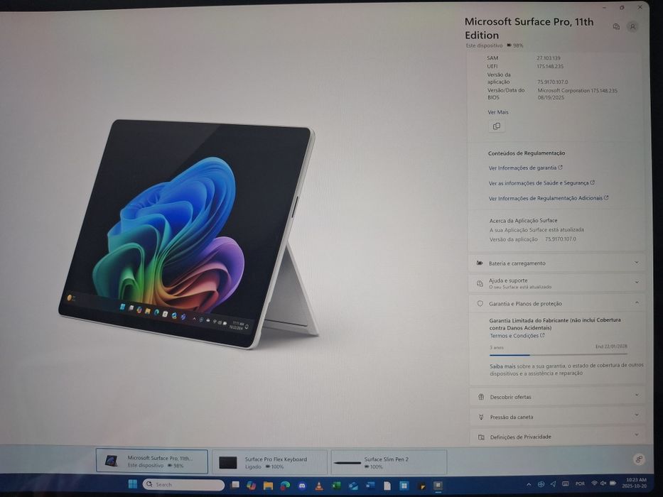 Microsoft Surface Pro 11 X Plus 512GB top extras