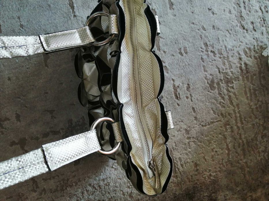 Sprzedam bardzo ładną torebkę