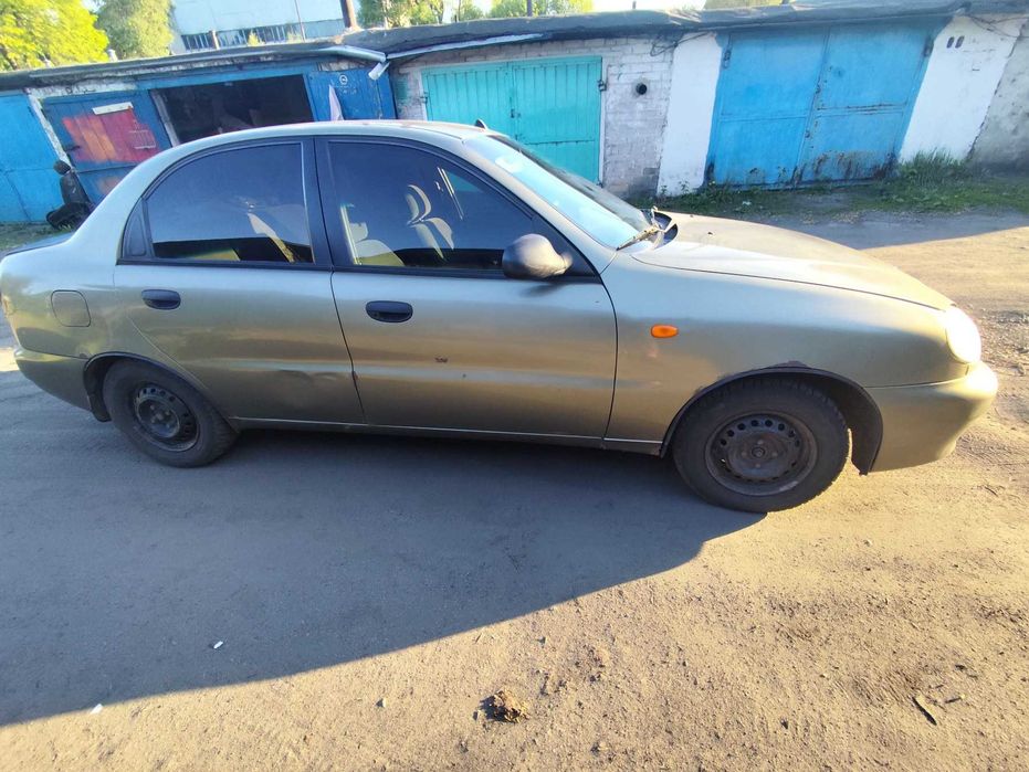 продам машину ланос