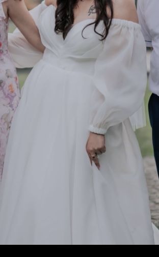 Suknienka ślubna