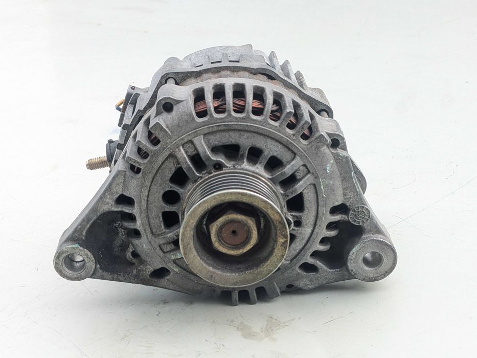 Б/У Генератор Nissan Micra II (K11) 1.0 1.3 1.4 (1992-2003) / 65A