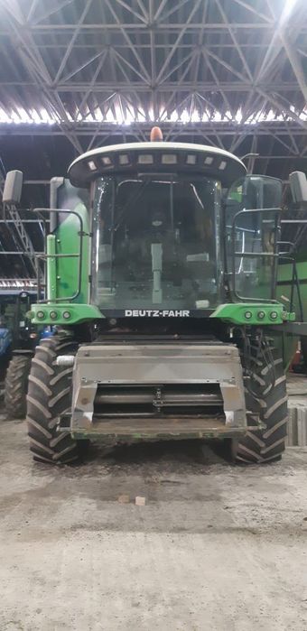 Комбайн Deutz-Fahr 6090 HTS