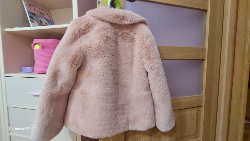 Różowe dziewczęce futerko Abel & Lula rozmiar 140