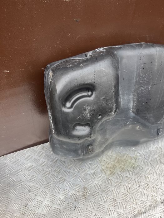 Бак бензобак Ланд ровер фриландер Land Rover freelander 04г