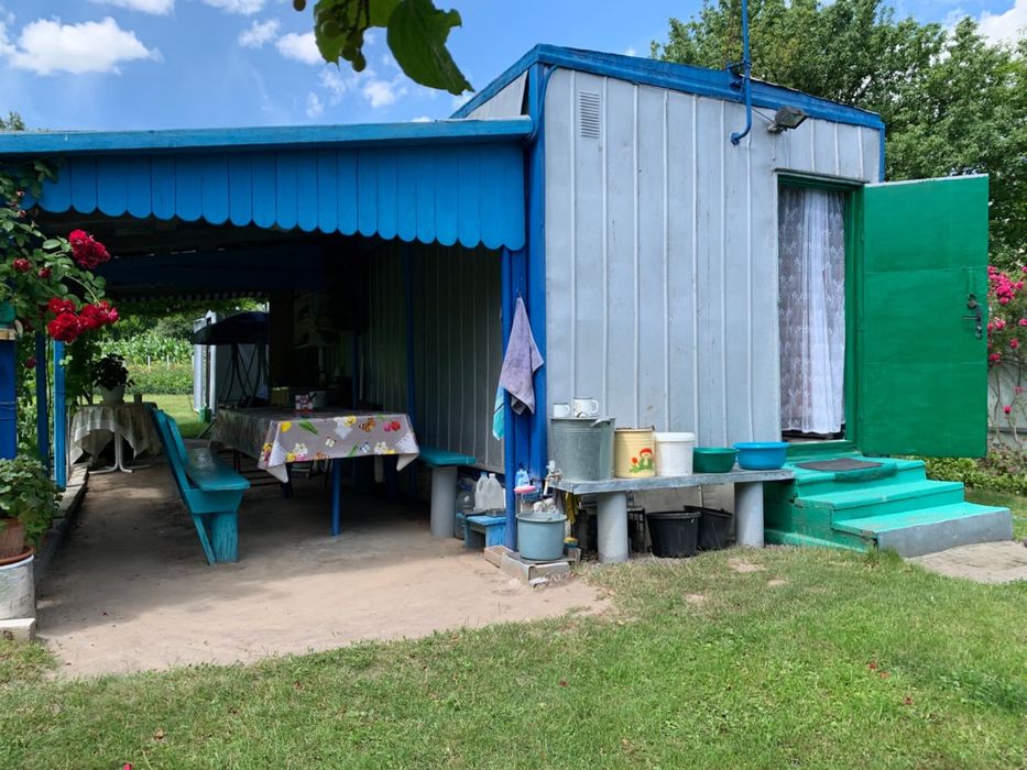Новосілки вул.Підлісна 15 Київська область, Макарівський район Продам земельну ділянку,дачу