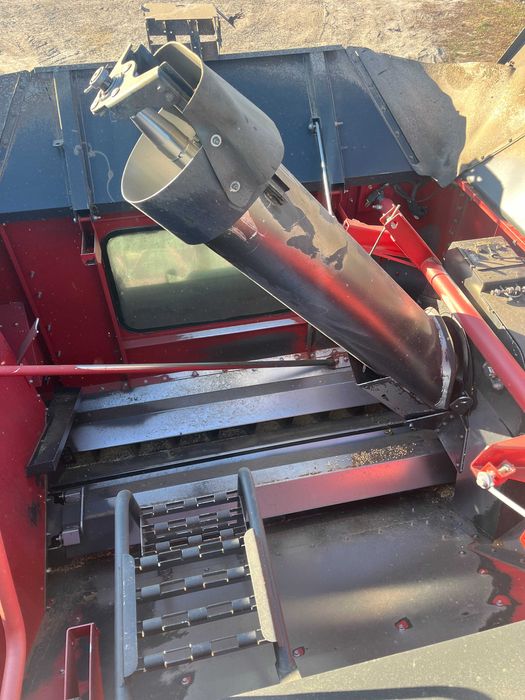 комбайни зернозбиральні CASE 5088