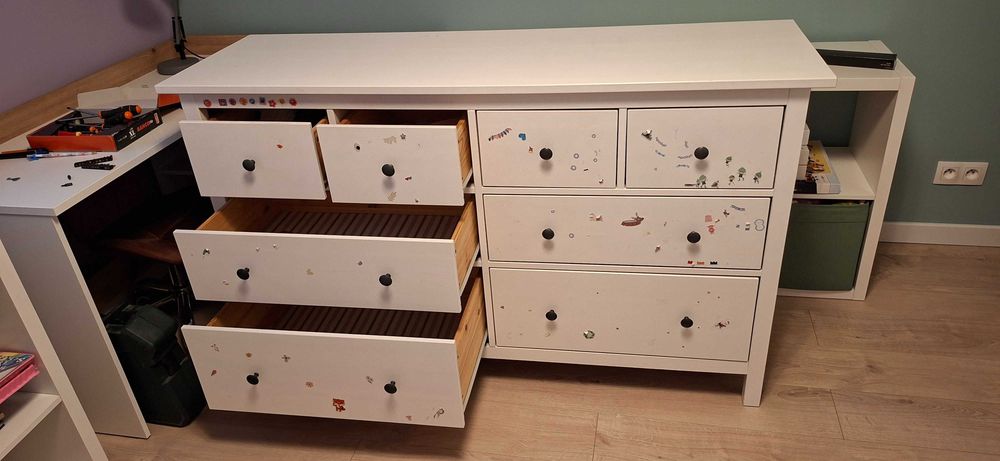 Komoda Hemnes IKEA