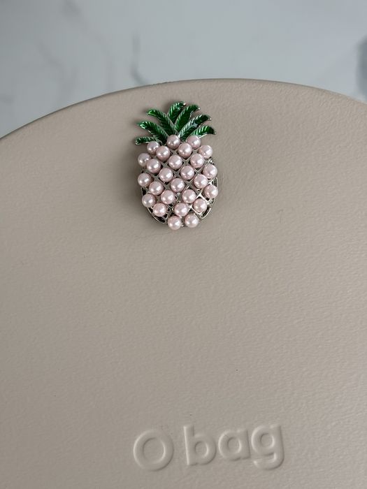 Guzik różowy ananas do torebki obag o bag moonlight