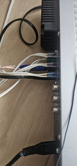 Mini wieża Lg cm2440