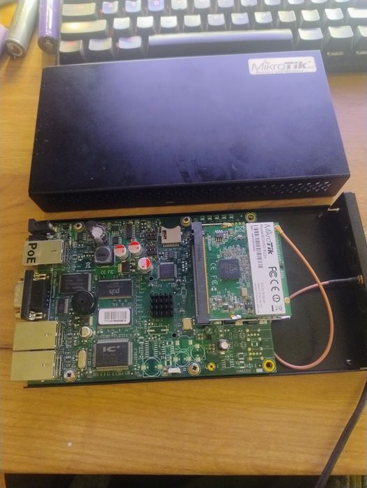Mikrotik routerboard 433AH +obudowa+karta routerboard R52n
