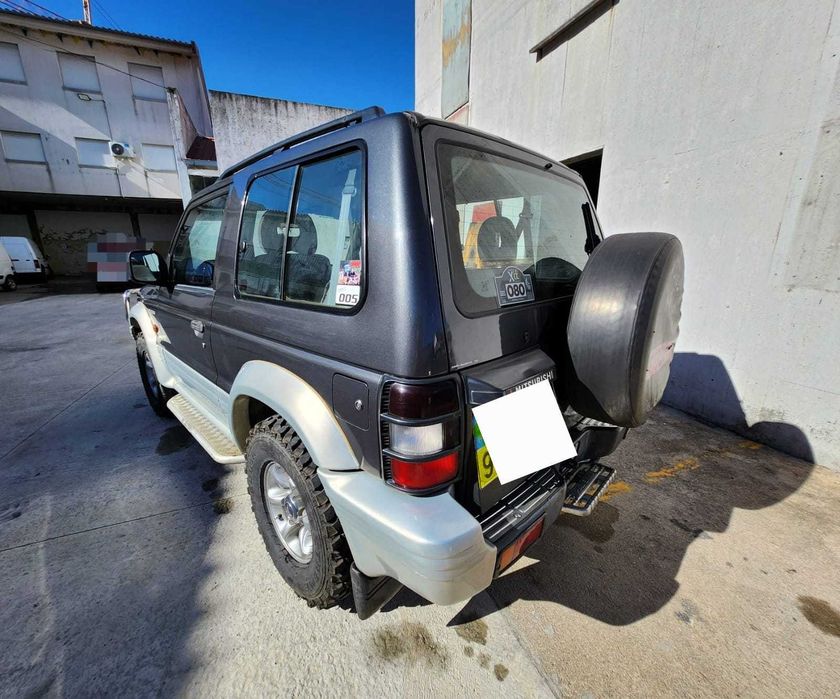 Mitsubishi Pajero 2.5 TD 99cv Super Select | Bloqueio Diferencial | 3 Portas | Metal Top | AC